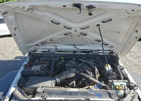 2010 Jeep Wrangler Rubicon z USA, uszkodzony, nr VIN 1J4BA6D18AL221240